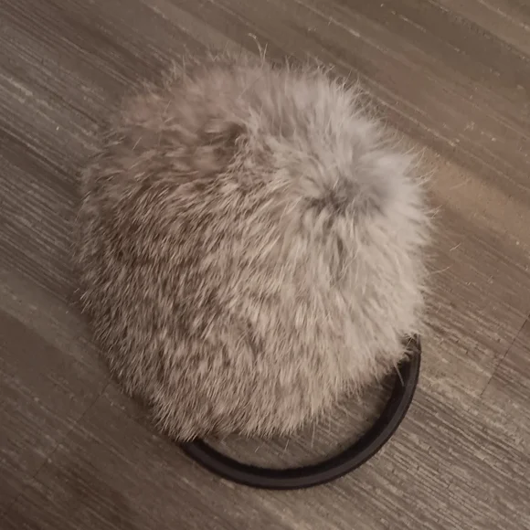 Elegant Rabbit Fur Earmuffs - Black and Gray - Picture 9 of 15